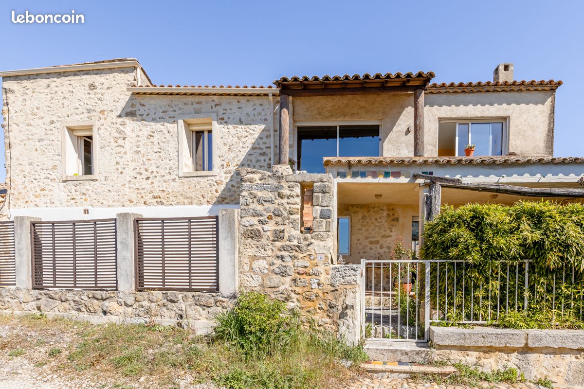Maison 6 pièces 204 m² · à Montferrier-sur-lez · 204 m² · 548 000 €