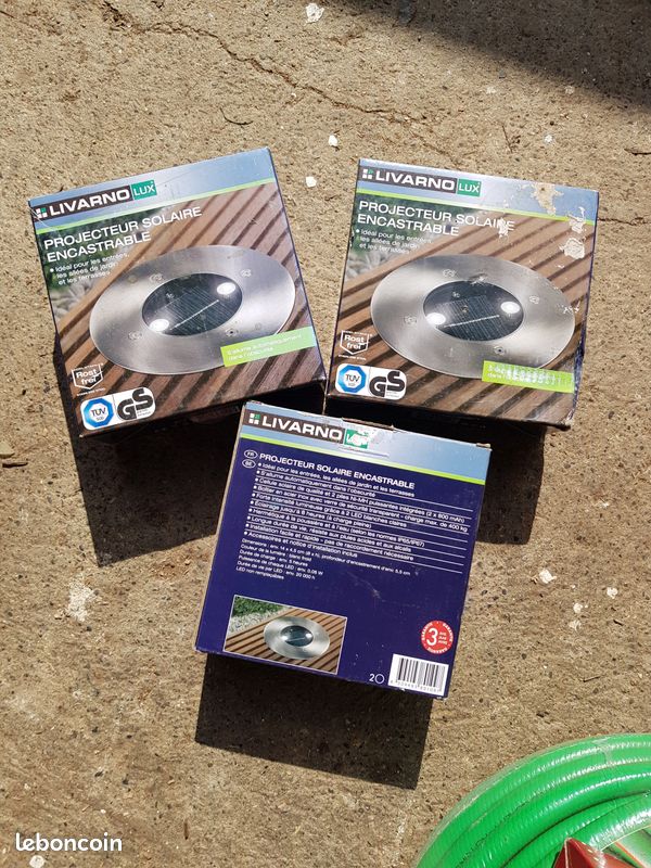Lot de 3 projecteurs solaire encastrable (image 1)