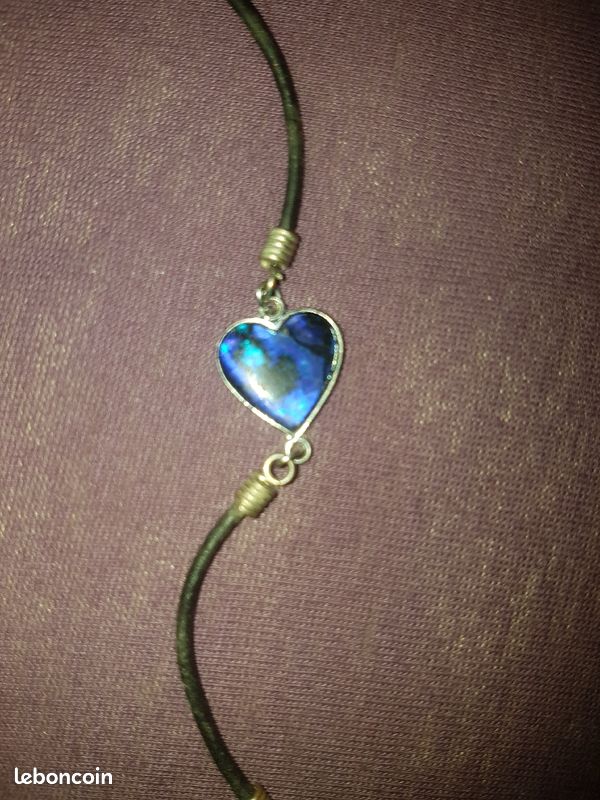 Bracelet (image 1)