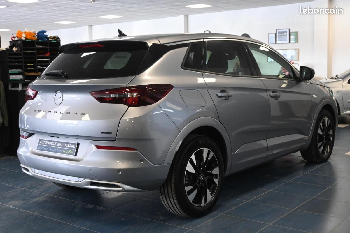 Opel grandland Hybrid 225 ch BVA8 Elegance Business (image 4)