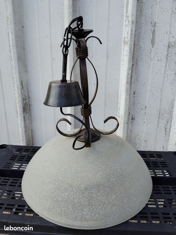 Luminaire (image 1)