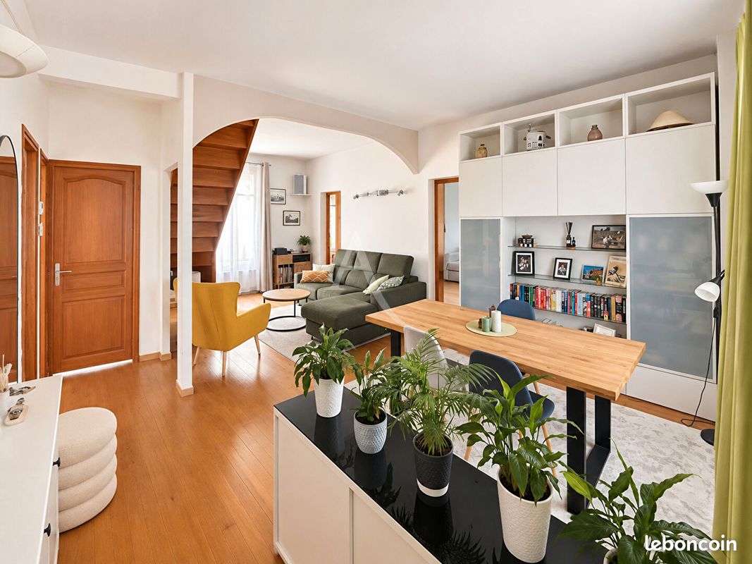 Maison 6 pièces 135 m² · à Chatou · 135 m² · 2 300 €/mois