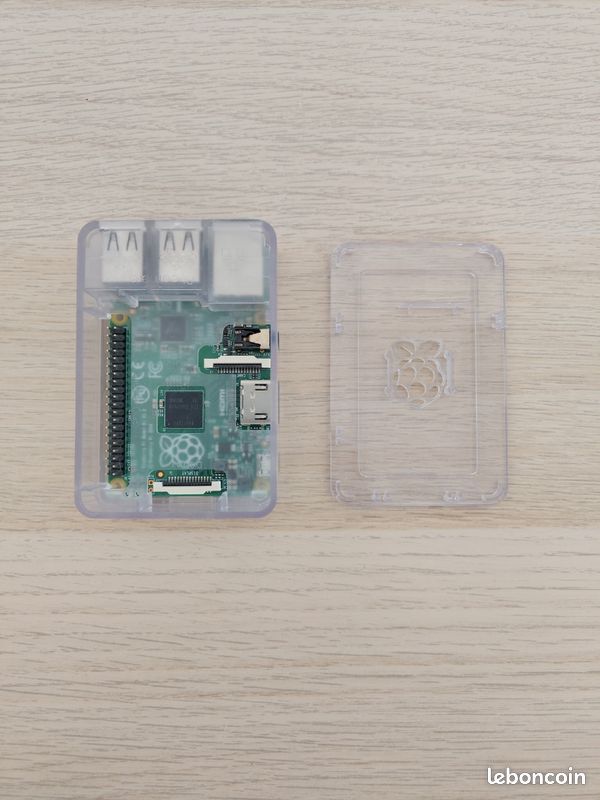 Raspberry Pi 1 Model B+ avec Carte SD 8gb + chargeur + PiGlow (image 3)