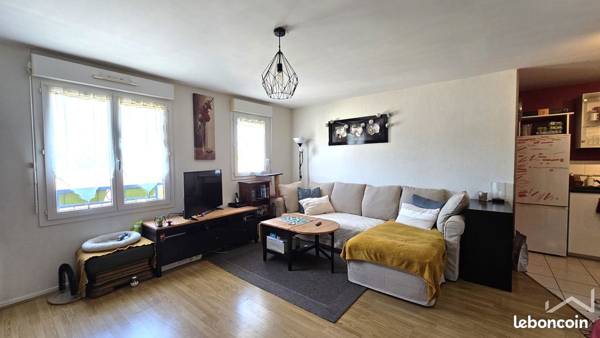 Appartement 2 pièces 48 m² · à Corbeil-Essonnes · 48 m² · 123 000 €