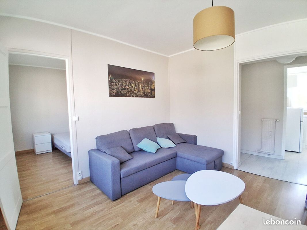 Appartement 3 pièces 52 m² · à Amiens · 52 m² · 900 €