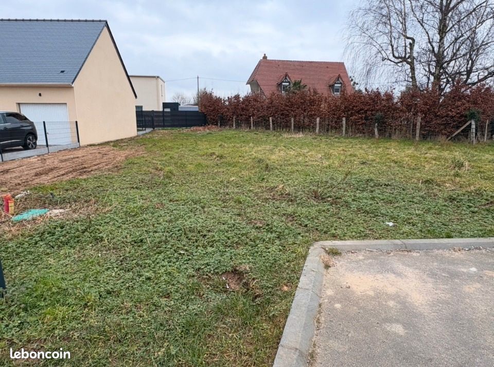 Terrain 704 m² · à Valliquerville · 65 000 €