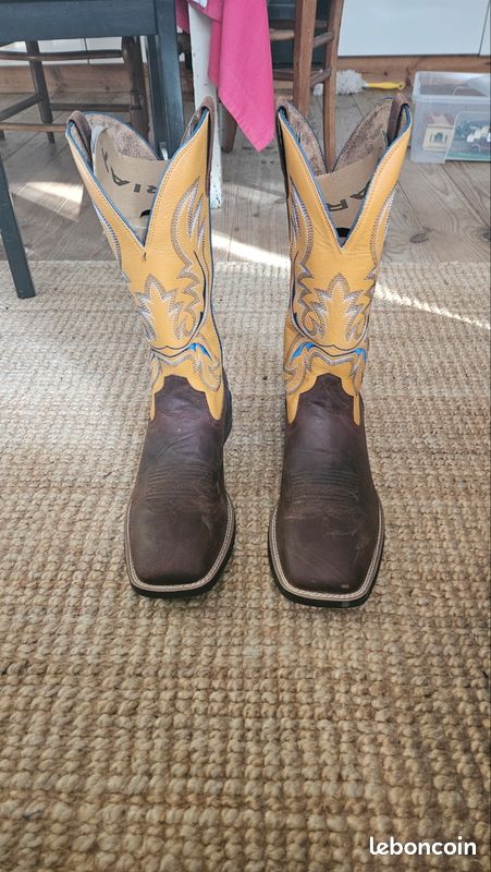 Bottes Cowboy Ariat Marron Taille 13D - Modèle 34525, Cuir, Occasion Très Bon état