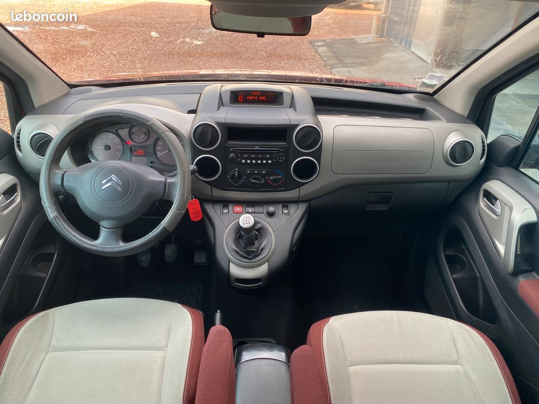 Berlingo 625kg 1.6 hdi 75 confort garantie 3 mois (image 3)