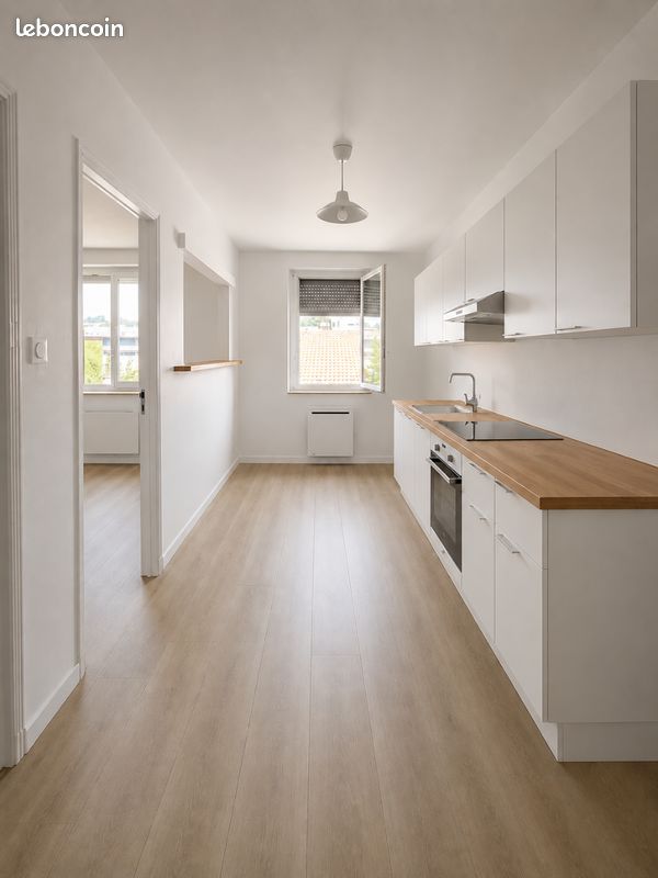 Appartement 4 pièces 85 m² · à Carmaux · 85 m² · 650 €