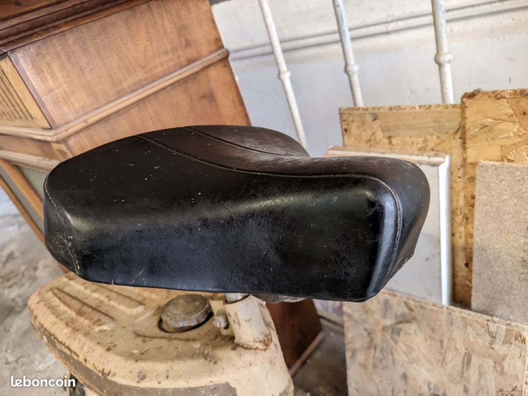 Selle mobylette piaggio (image 1)