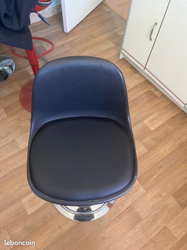 Chaise (image 1)