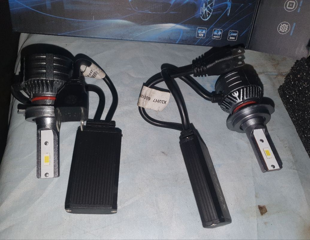 Ampoule LED H7 pour voiture et moto - Équipement auto