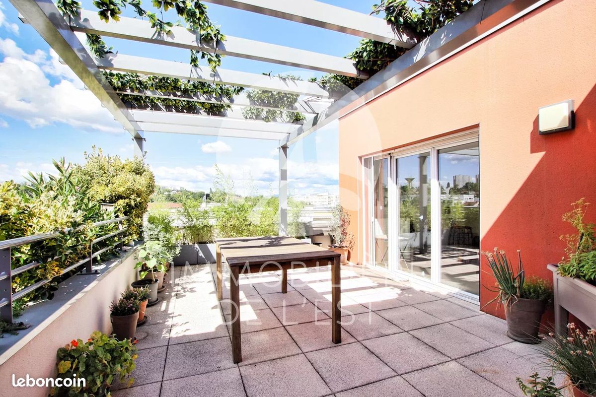 Appartement 4 pièces 82 m² · à Vénissieux · 82 m² · 275 000 €