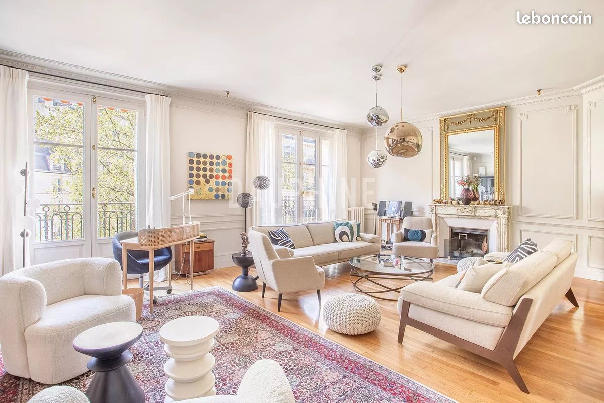 Appartement 6 pièces 201 m² · à Paris · 201 m² · 3 700 000 €