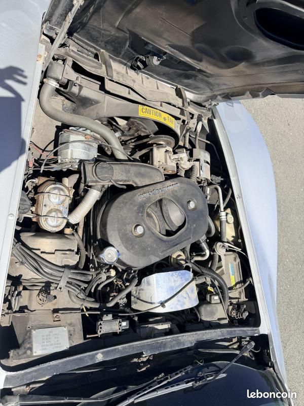 Chevrolet Corvette C3 Cross-Fire-Injection ( Dossier Complet d'entretien) (image 16)