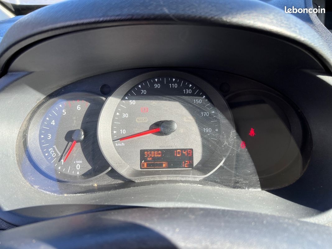 RENAULT KANGOO 1.5 DCI 90 ch Confort Fourgon - Attelage - Pas de TVA (image 9)