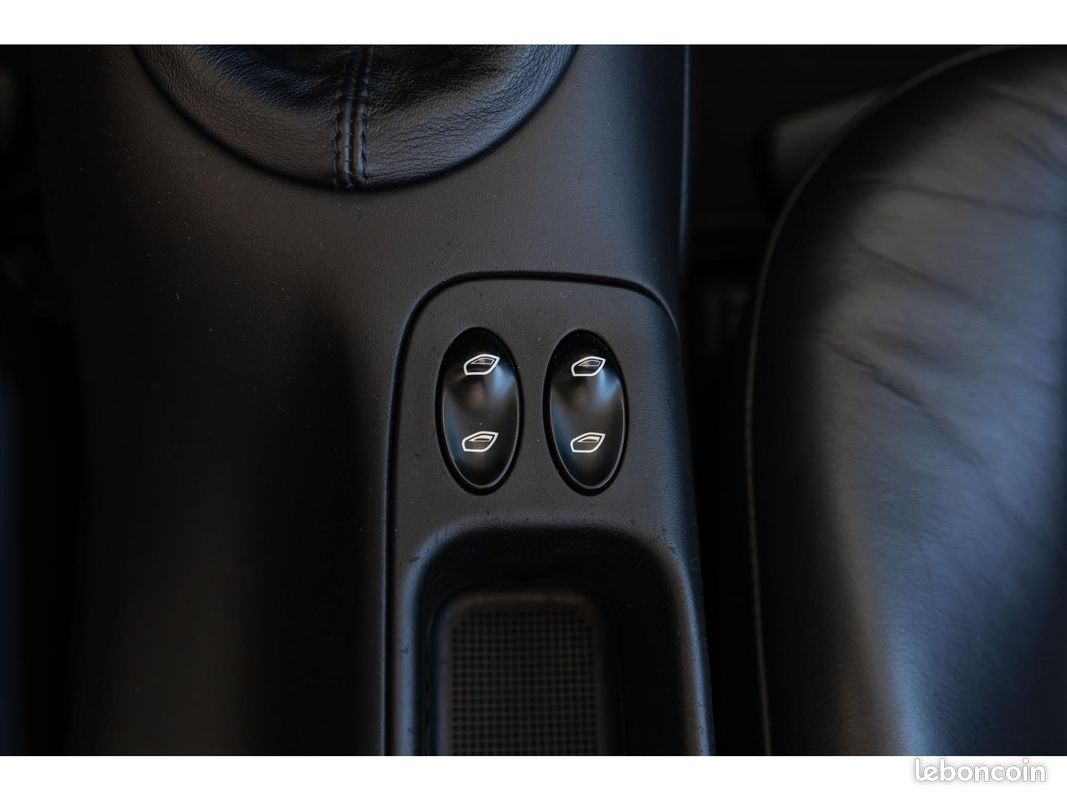 PORSCHE BOXSTER 2.7i - 228 (image 26)