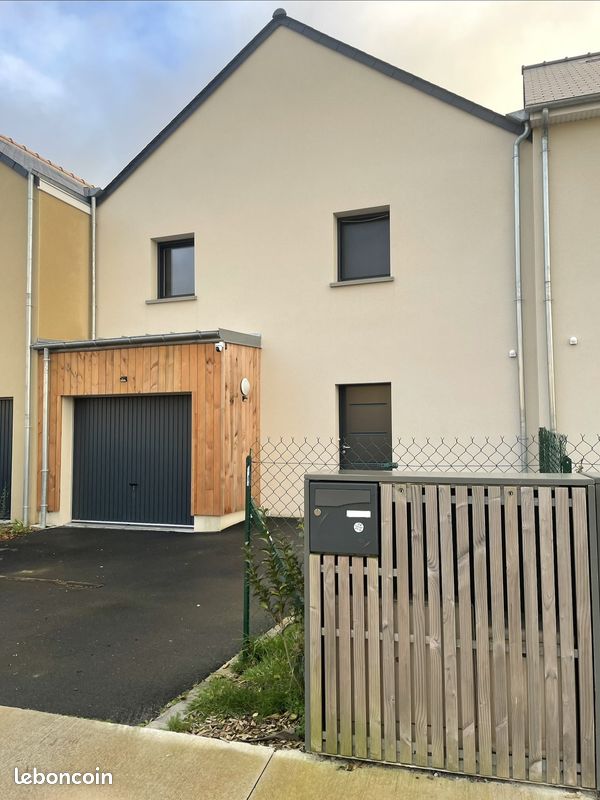 Maison 4 pièces 82 m² · à Saint-Méloir-des-Ondes · 82 m² · 325 000 €