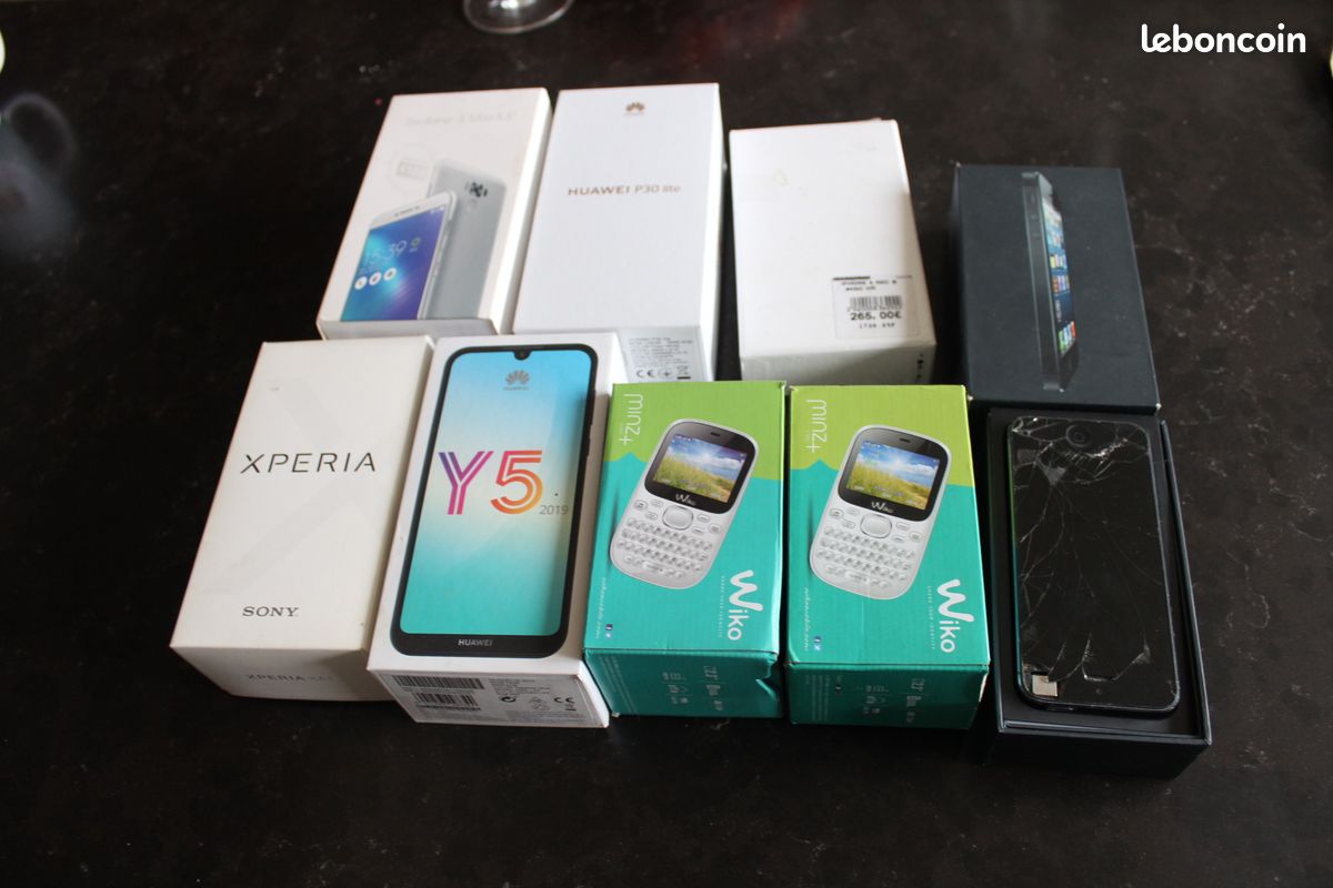 Boites de téléphone vides (image 3)