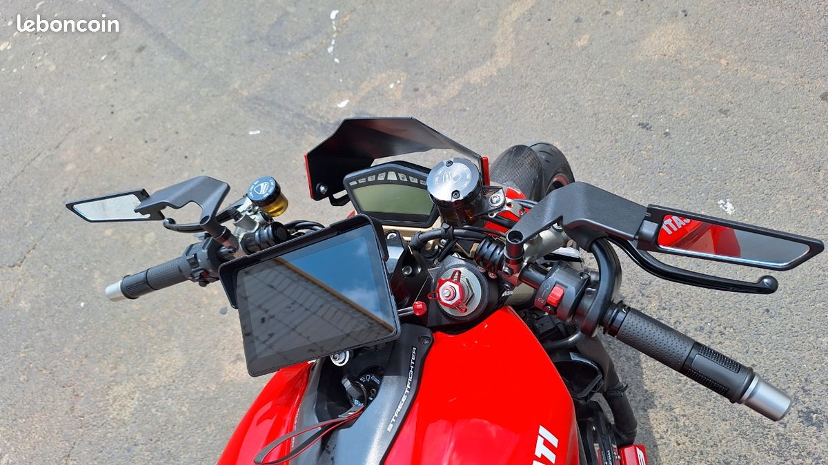Ducati 1098 streetfighter 2011 (image 2)