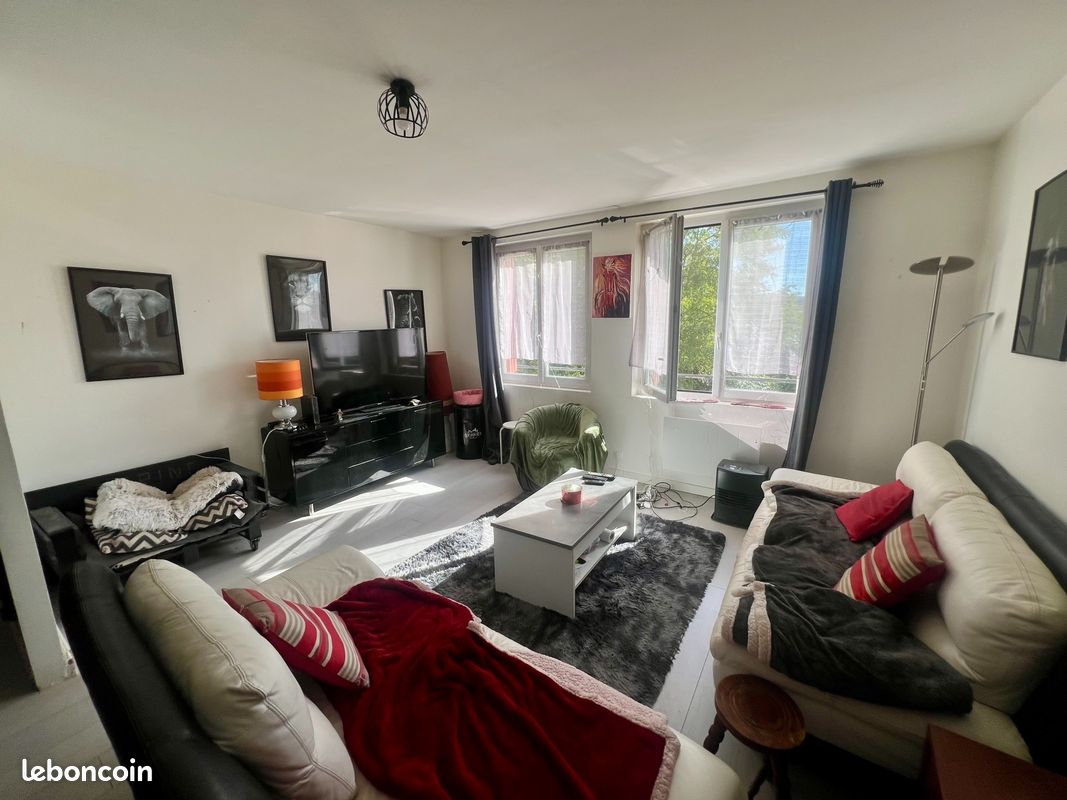 Appartement 3 pièces 68 m² · à Saint-Maurice-Montcouronne · 68 m² · 199 000 €