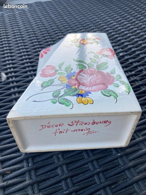 Vase porcelaine de Strasbourg (image 4)
