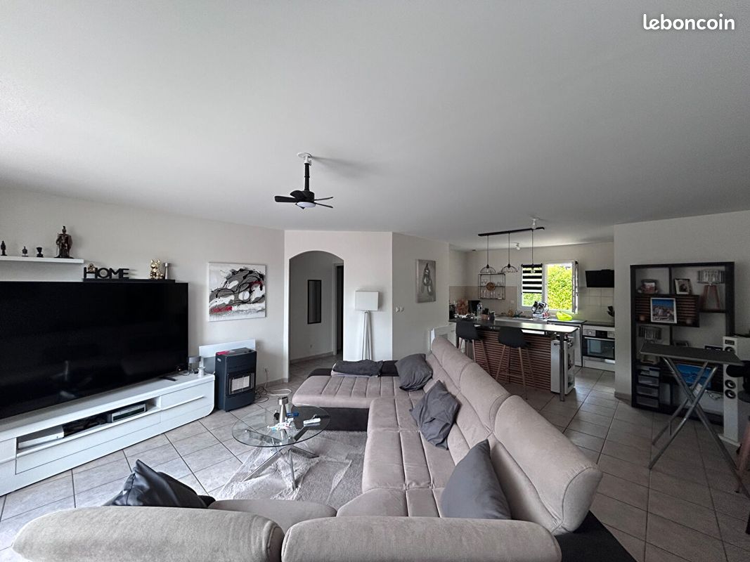 Appartement 3 pièces 74 m² · à Le Teil · 74 m² · 650 €/mois