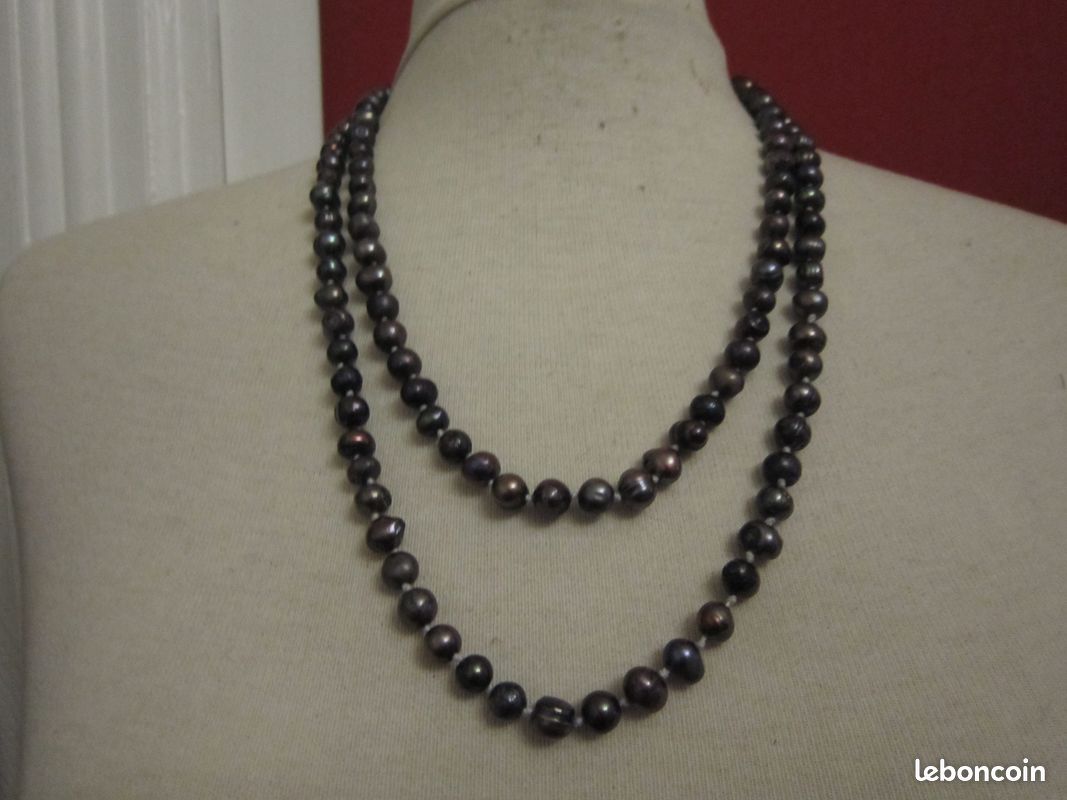 Long sautoir en perles noires véritables (image 1)