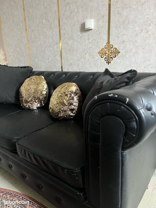 Canapé Chesterfield noir (image 4)