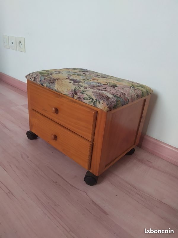 Pouf (image 1)