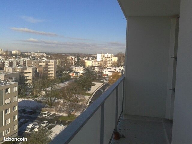 Appartement 3 pièces 65 m² · à Fleury-les-Aubrais · 65 m² · 107 000 €