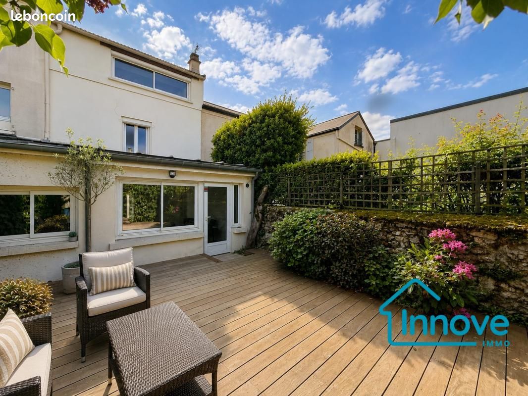 Maison 5 pièces 97 m² · au Chesnay-Rocquencourt · 97 m² · 794 000 €