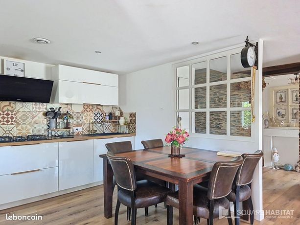 Propriété 8 pièces 162 m²