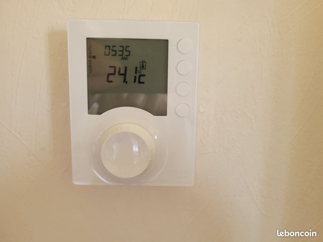 Thermostat DELTA DORE modèle THYROX 117 programmable (image 1)