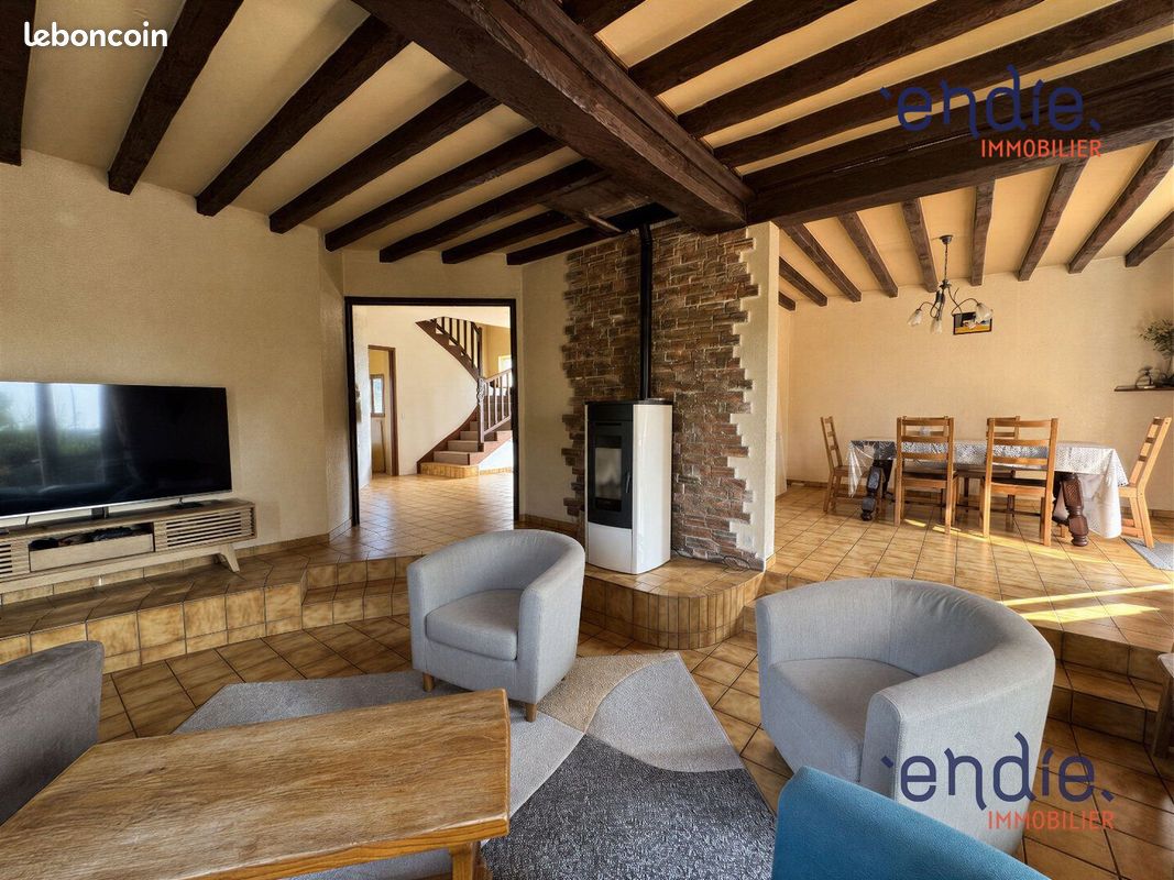 Maison 7 pièces 159 m² · à Thue Et Mue · 159 m² · 305 000 €