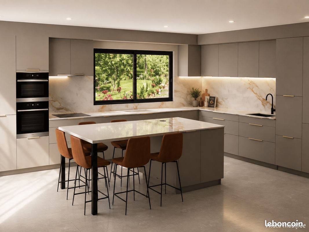 Maison 7 pièces 176 m² · à Chabeuil · 176 m² · 3 650 €/mois