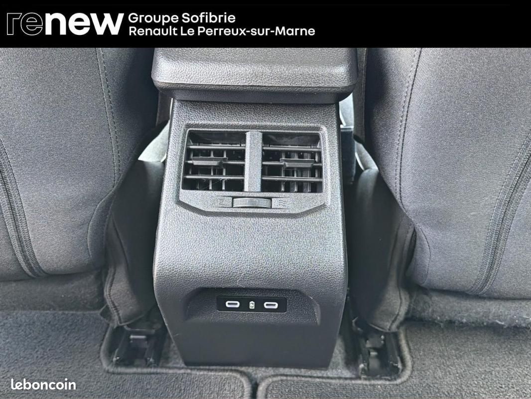 Renault Mégane E-TECH ER EV60 130ch optimum charge Evolution (image 29)