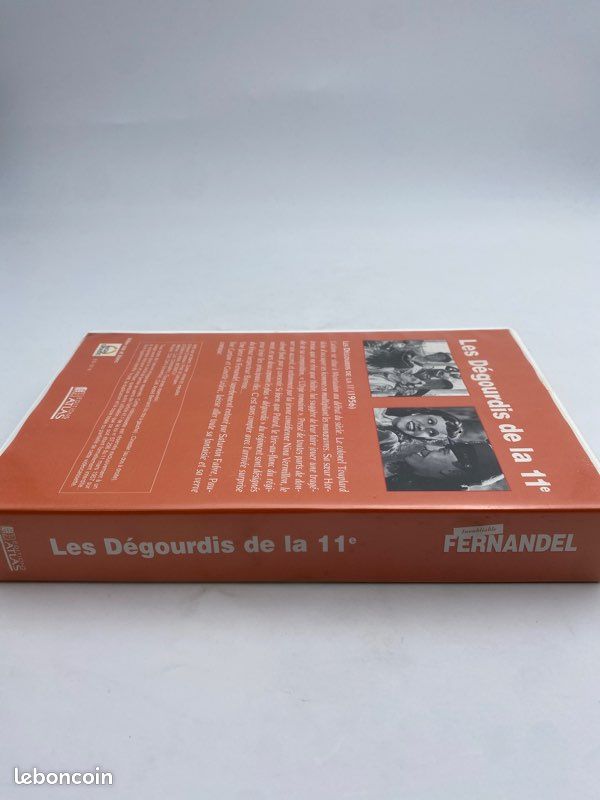 VHS Les Dégourdis de la 11e – Inoubliable Fernandel – Éditions Atlas (image 3)