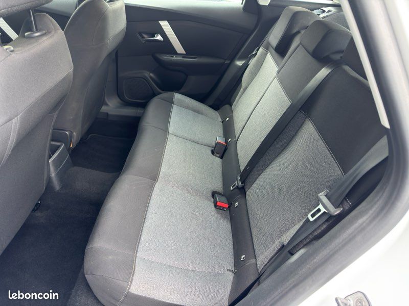 Citroen c4 1.5 blue hdi 110 cv feel nav business r / 1 ère main / faible kilomètres (image 5)