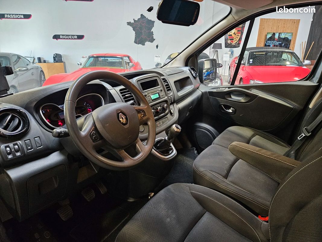 Renault TRAFIC L2H1 1300 Confort / VAN AMENAGE / CT OK / MOTEUR A CHAINE (image 12)