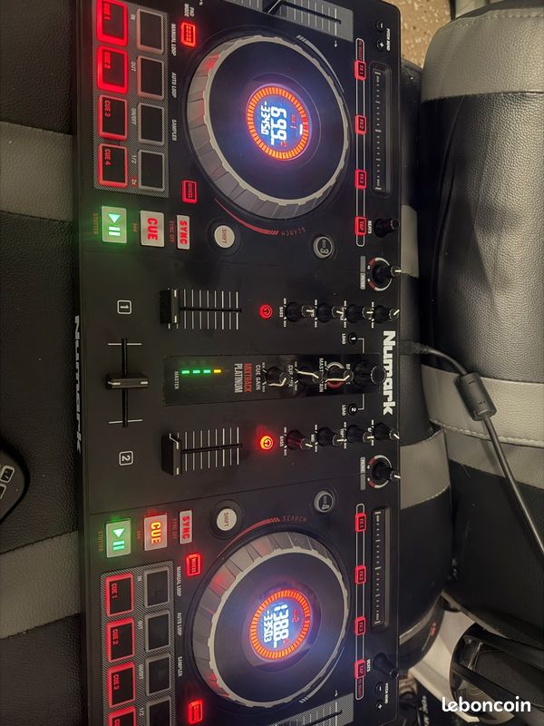 Je vends mon contrôleur Dj NUMARK MIX TRACK PLATINUM (image 9)