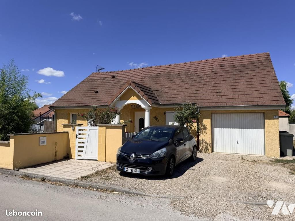 Maison 4 pièces 91 m² · à Foucherans · 91 m² · 1 000 €