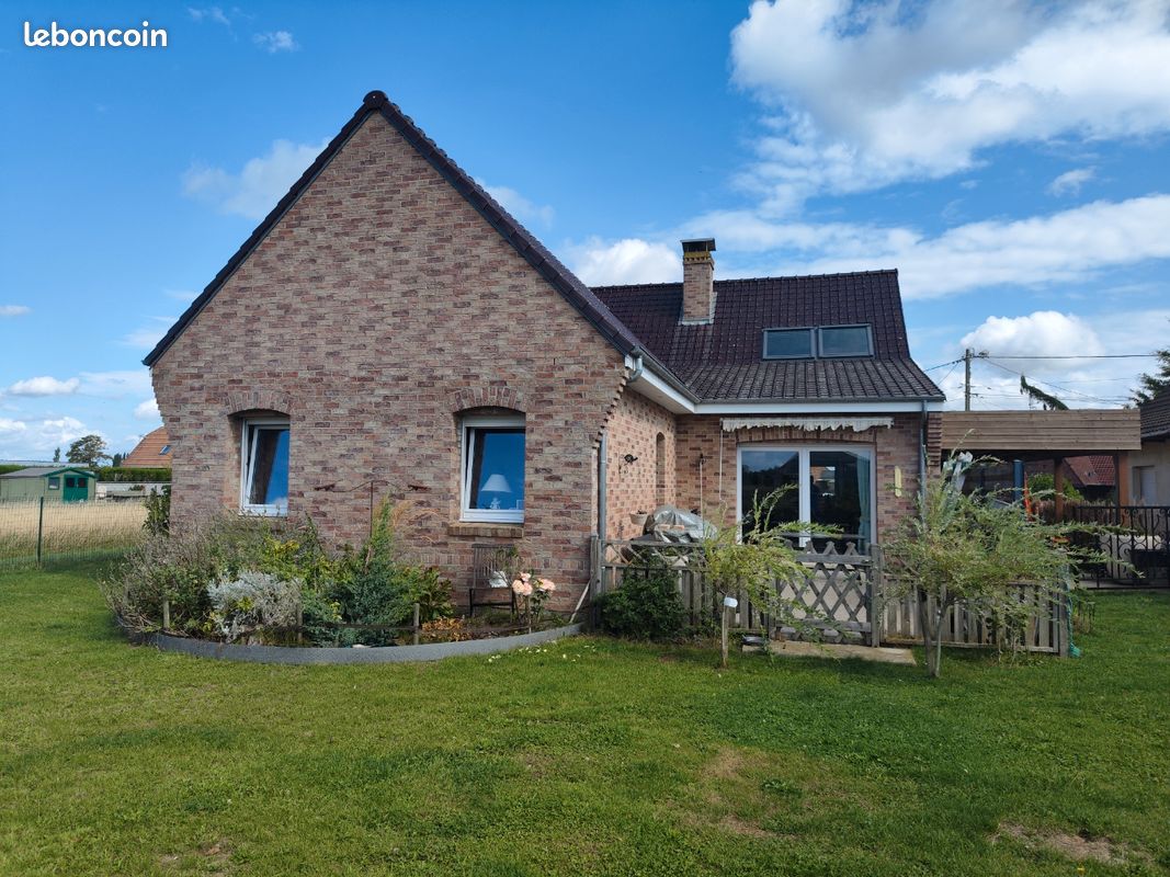 Maison 10 pièces 163 m² · à Merville · 163 m² · 370 000 €
