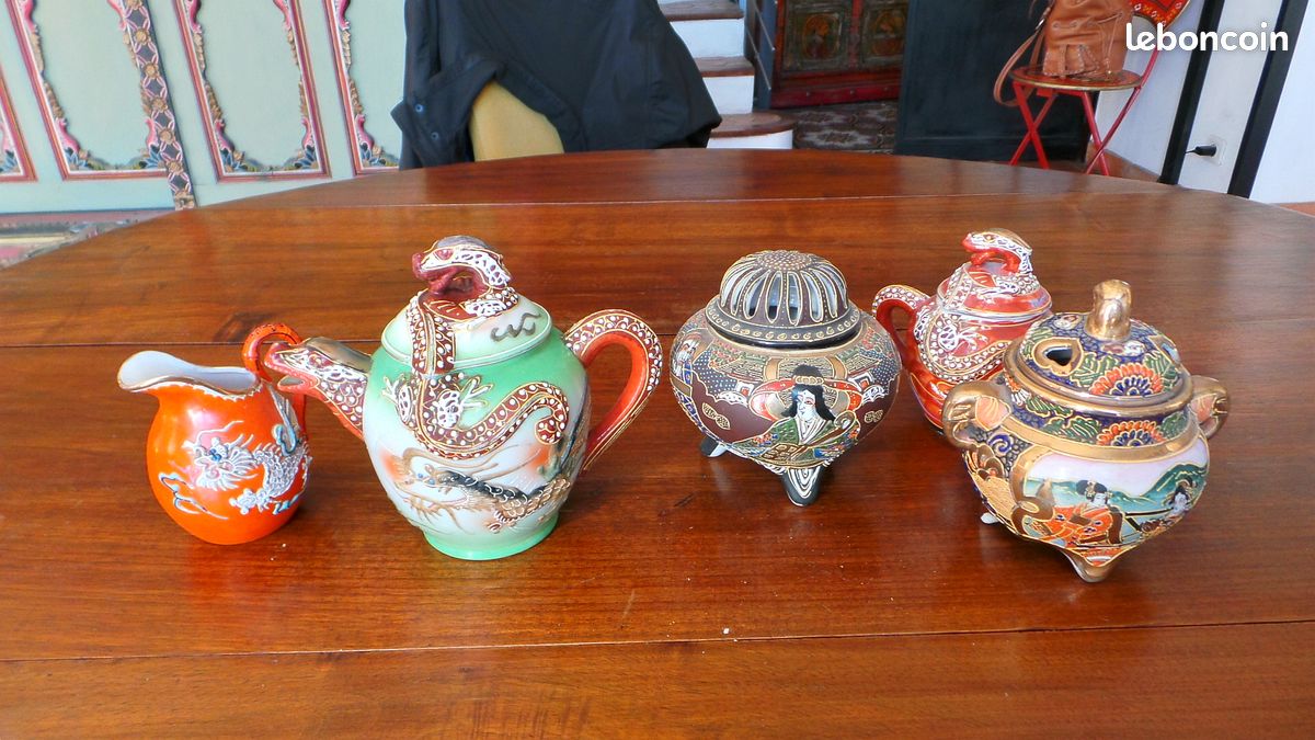 Porcelaine De Satsuma Japonaise - Pièce Originale Avec Motif Geisha - Occasion En Bon état