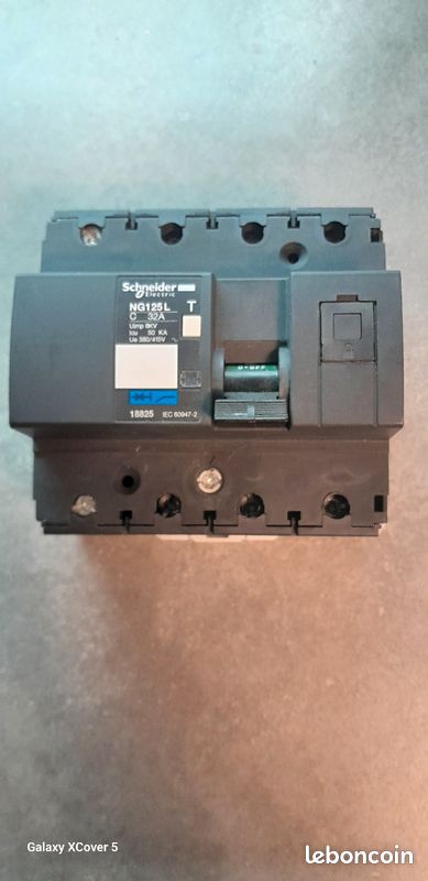 NG125L 4X32A schneider (image 1)