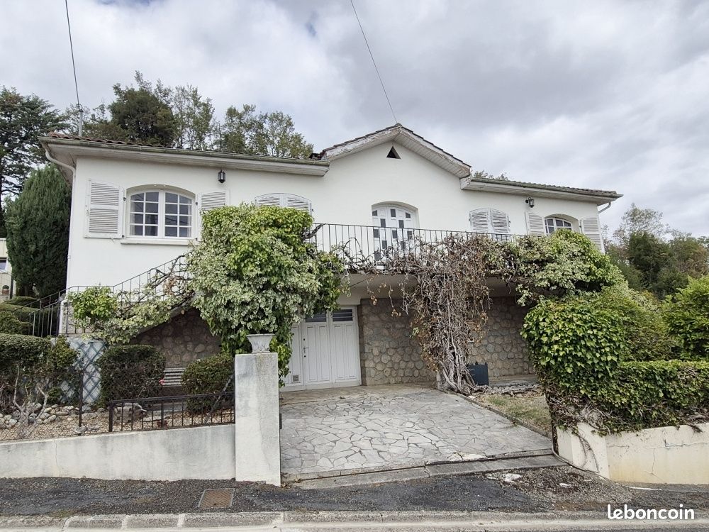 Maison 5 pièces 167 m² · à Auch · 167 m² · 195 000 €