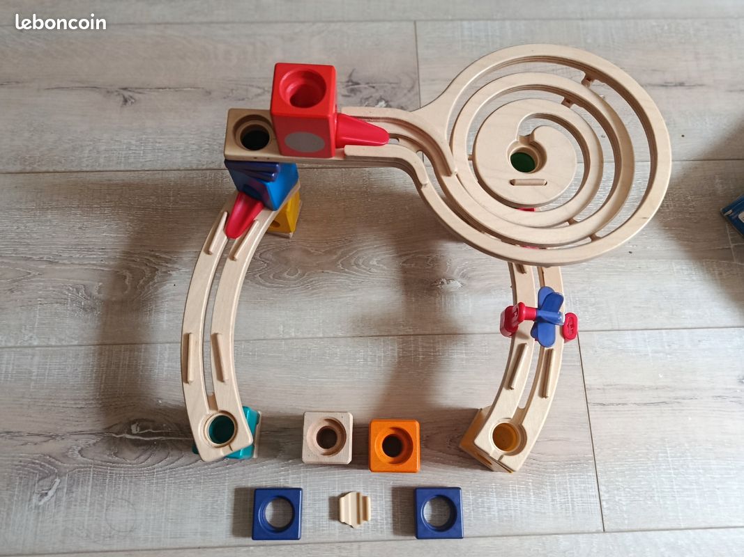 Circuit billes en bois Hape Quadrilla (image 4)