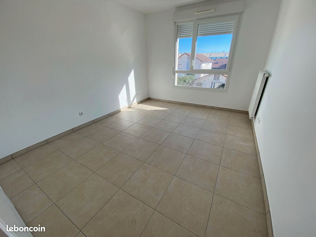 Appartement 4 pièces 87 m² · à Villeurbanne · 87 m² · 1 238 €/mois