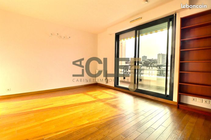 Studio 1 pièce 25 m²