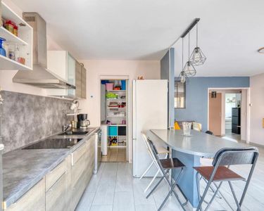 Appartement 370 000 € - 82 m²